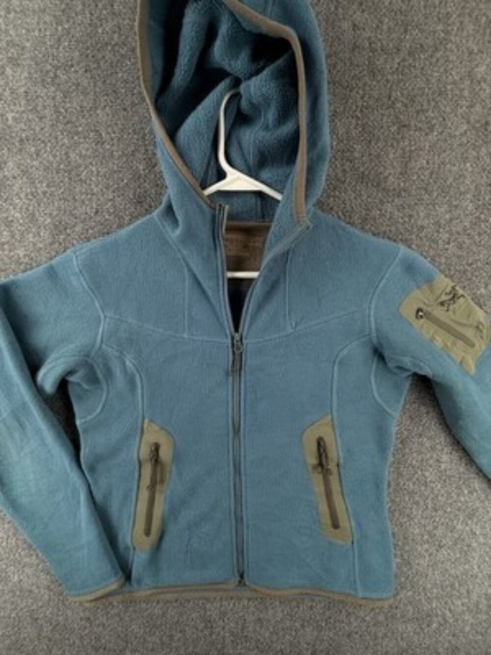 Arc'teryx XS Polyester Womens Blue Fleece Jacket Logo Solid Outdoors Polartec